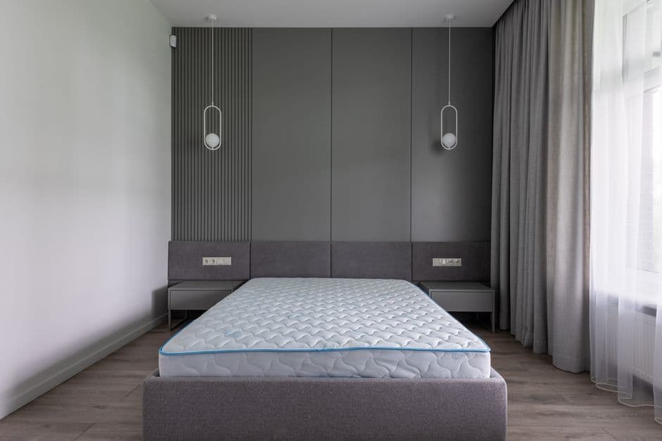 Free Twin Mattress, Clean - photo 2